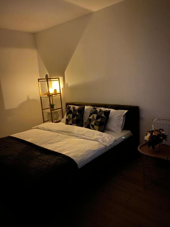 Appartement Deea H24 à Rîşnov Extérieur photo