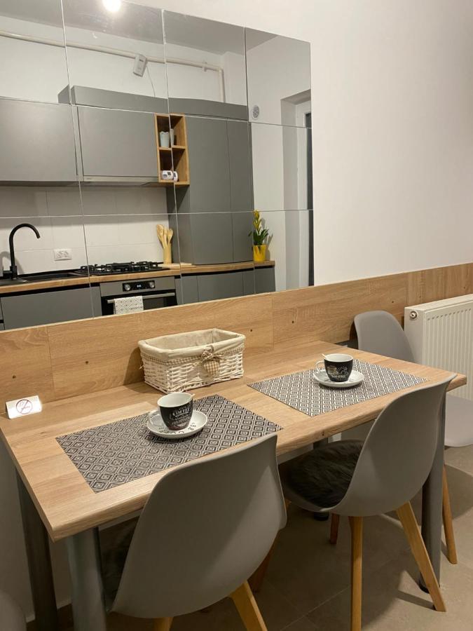 Appartement Deea H24 à Rîşnov Extérieur photo