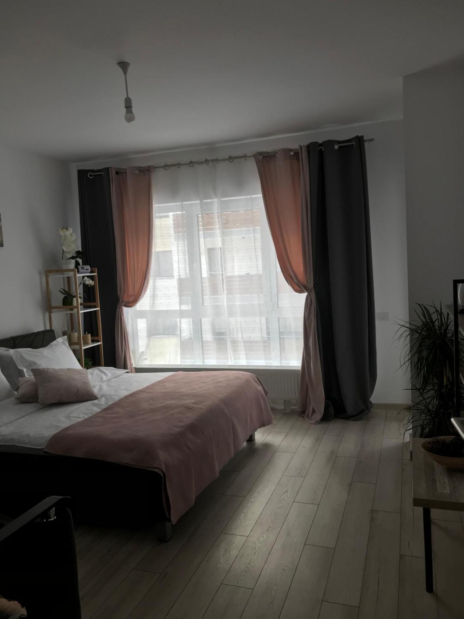 Appartement Deea H24 à Rîşnov Extérieur photo